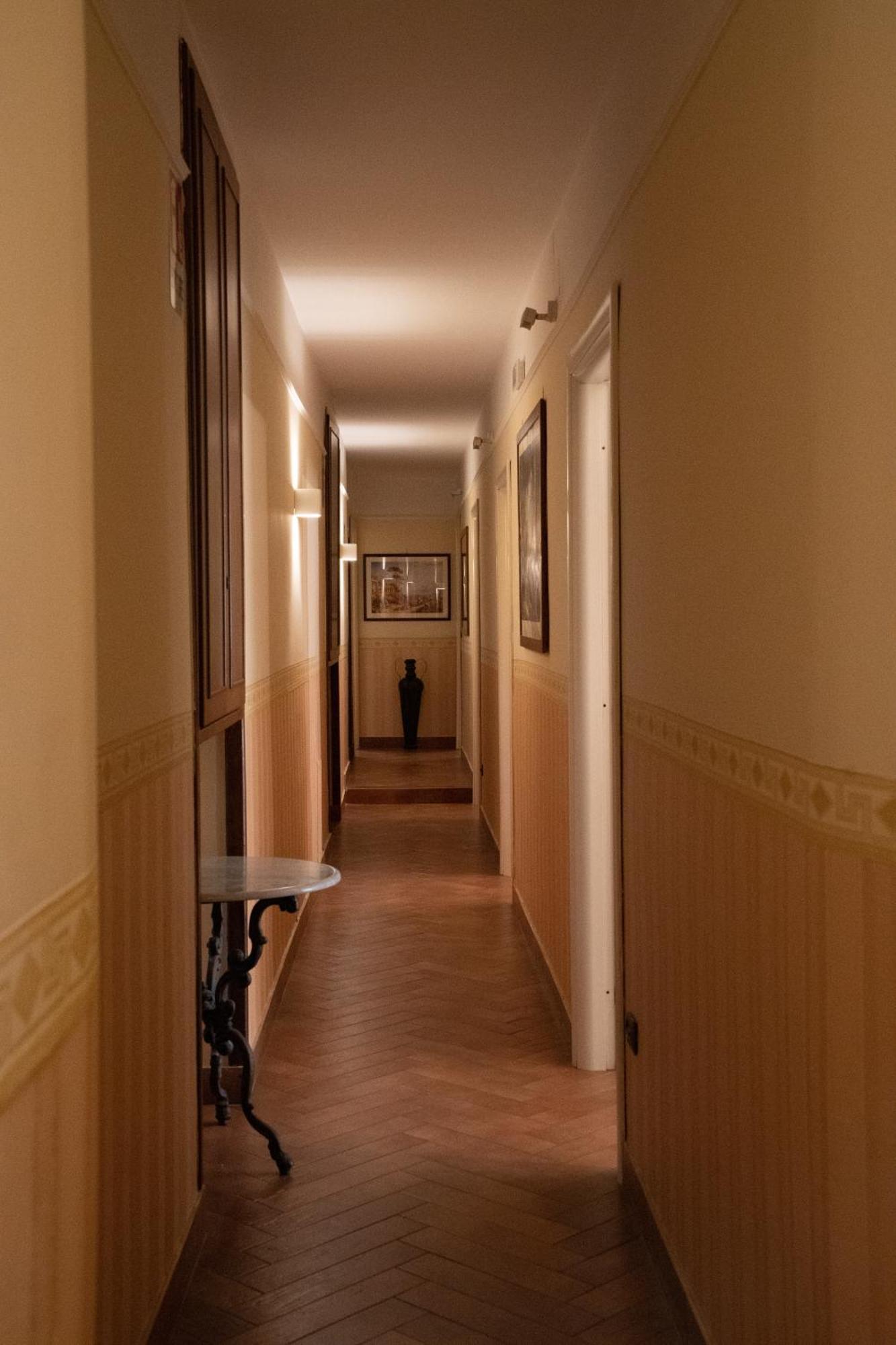 B&B Conte Cavour Neapol Exteriér fotografie