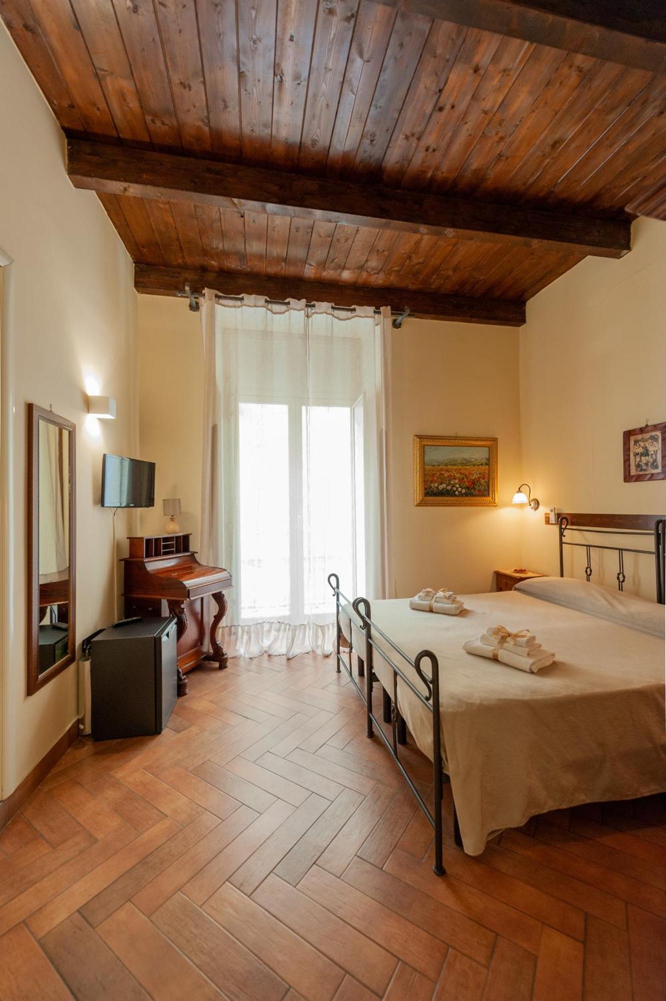 B&B Conte Cavour Neapol Exteriér fotografie