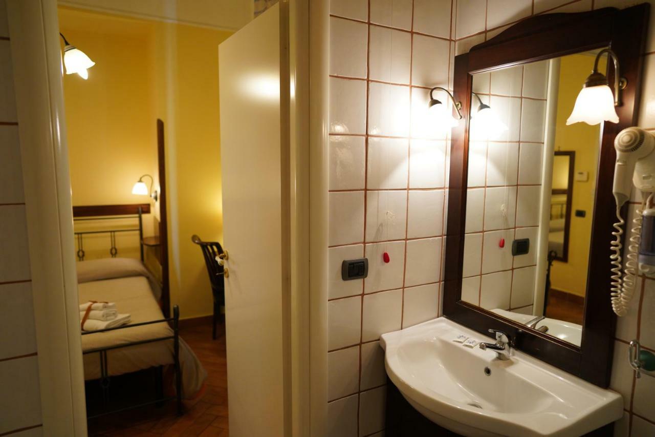 B&B Conte Cavour Neapol Exteriér fotografie
