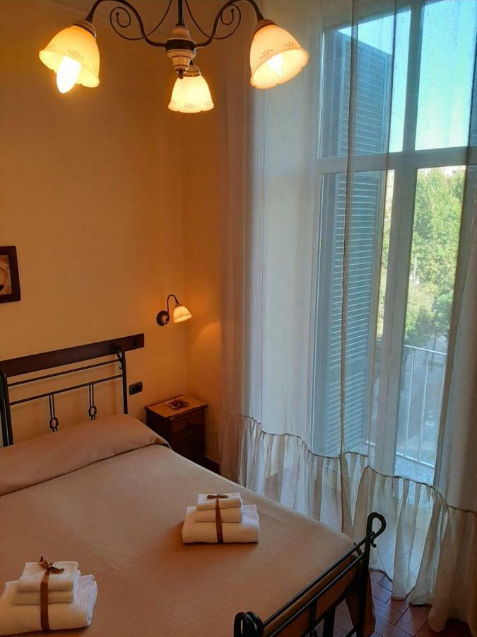 B&B Conte Cavour Neapol Exteriér fotografie